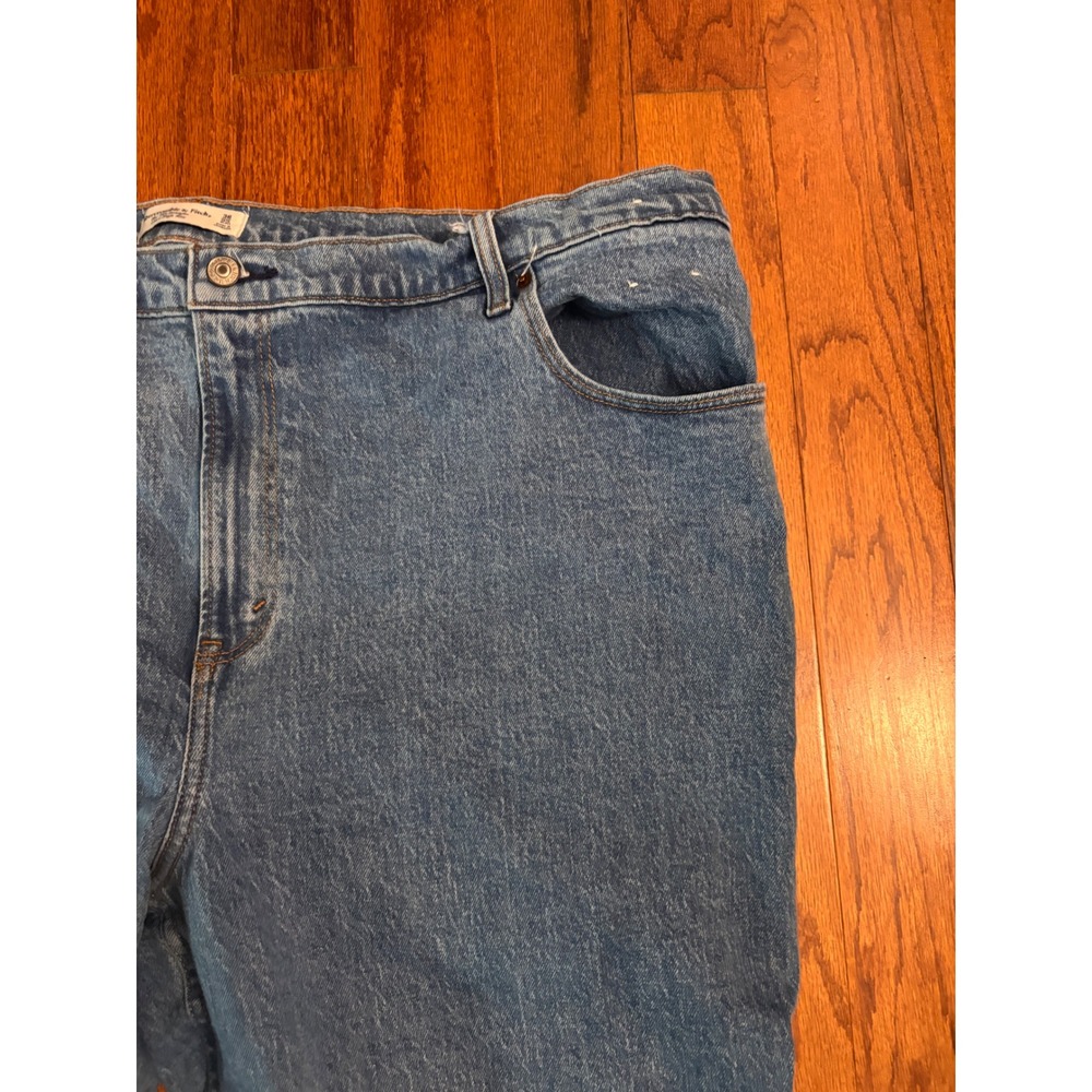 Abercrombie & Fitch The 90's Straight Ultra High Rise Jeans Size 36x22 - Picture 5 of 11